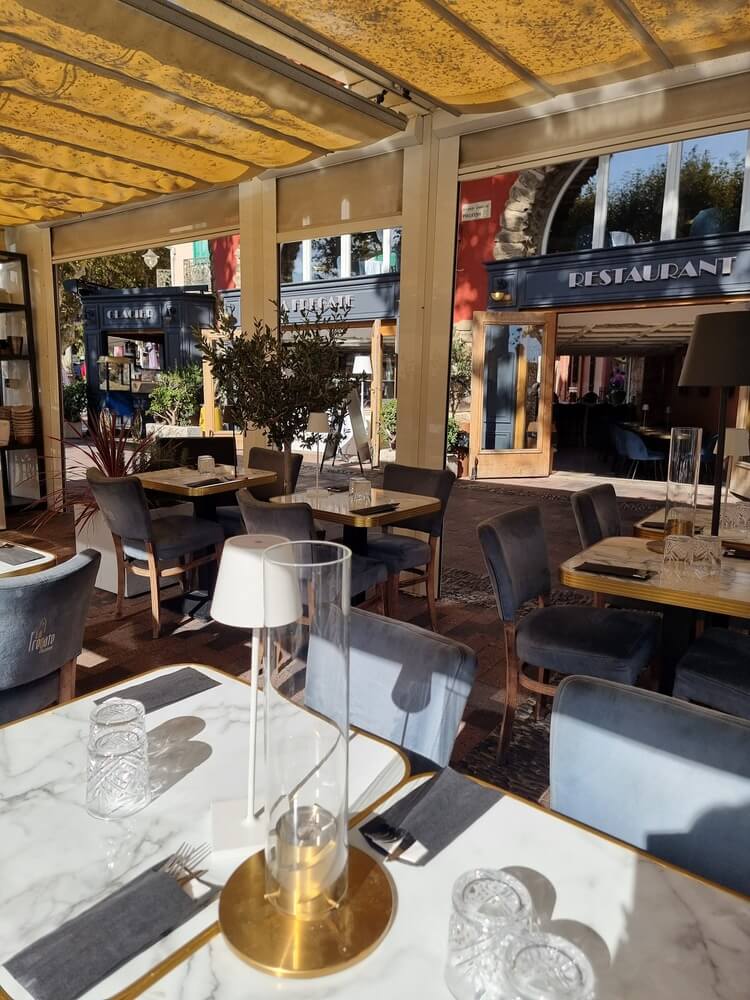 01 - restaurant frégate - collioure