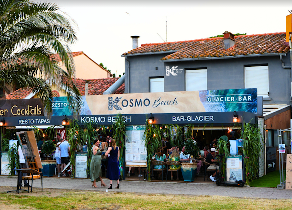 KOSMO BEACH