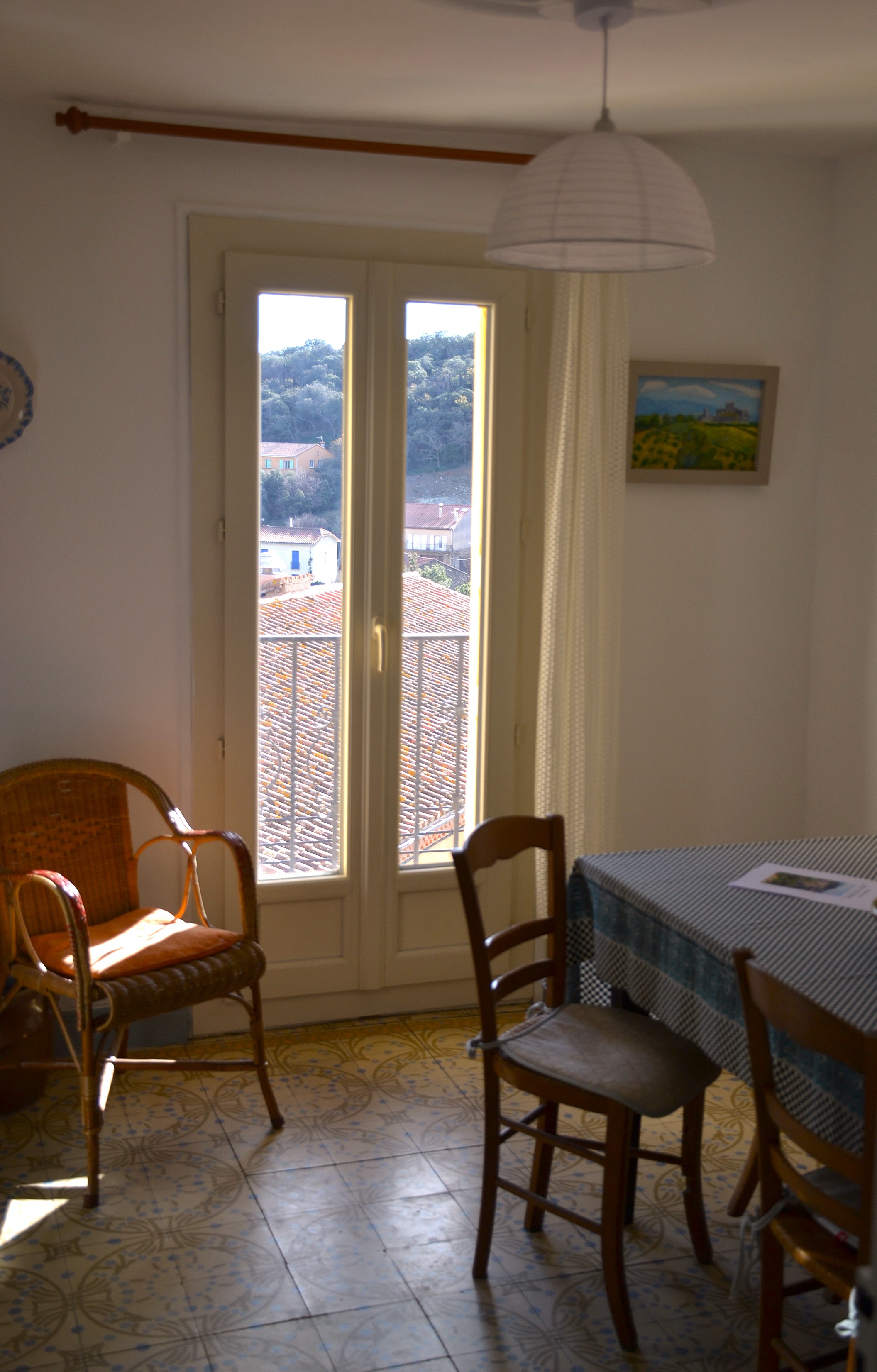 SALLE ET CHAISE MEUBLE KUTENI BELESTA