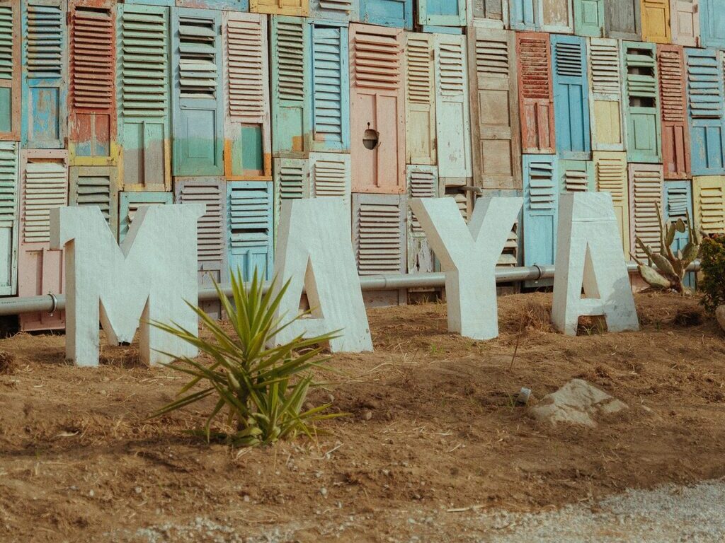 TORREILLES RESTAURANT MAYA CLUB