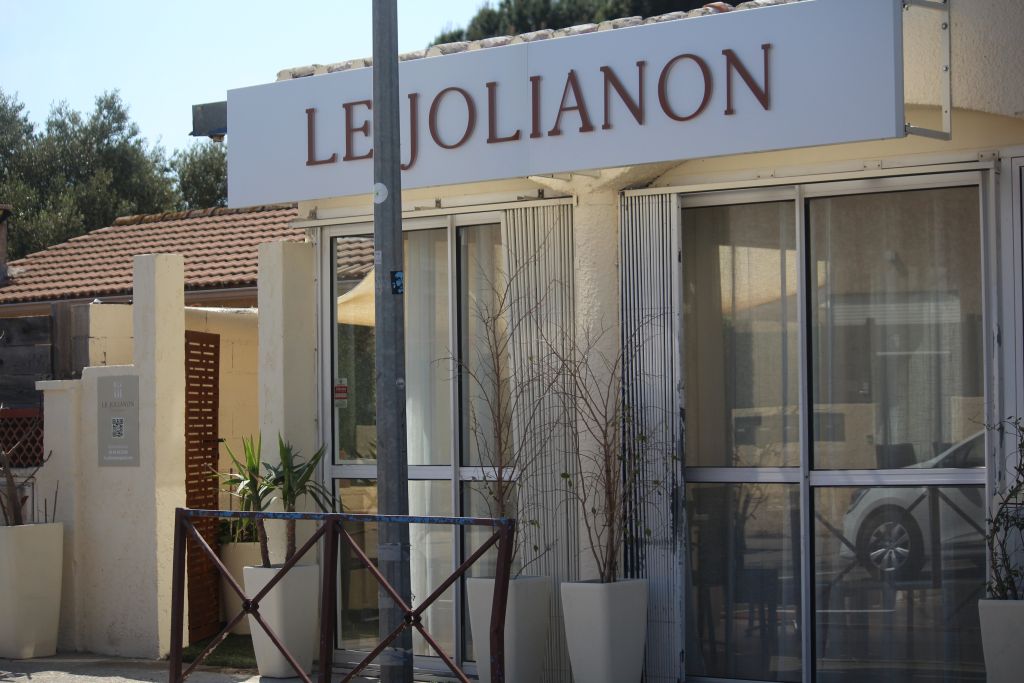 le jolianon