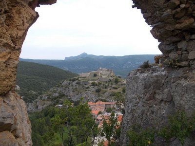 Vue sur le Château de Fenouillet