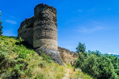 Vue sur le château d'Evol