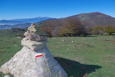 Cairn sur la crête des Albères