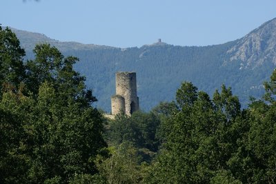 Tour de Corsavy (et Torre de Batera au fond)