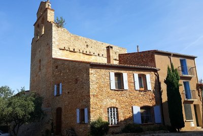 L'ancienne cellera et l'église