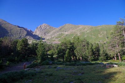 Le Canigó et Pic Joffre depuis les Cortalets